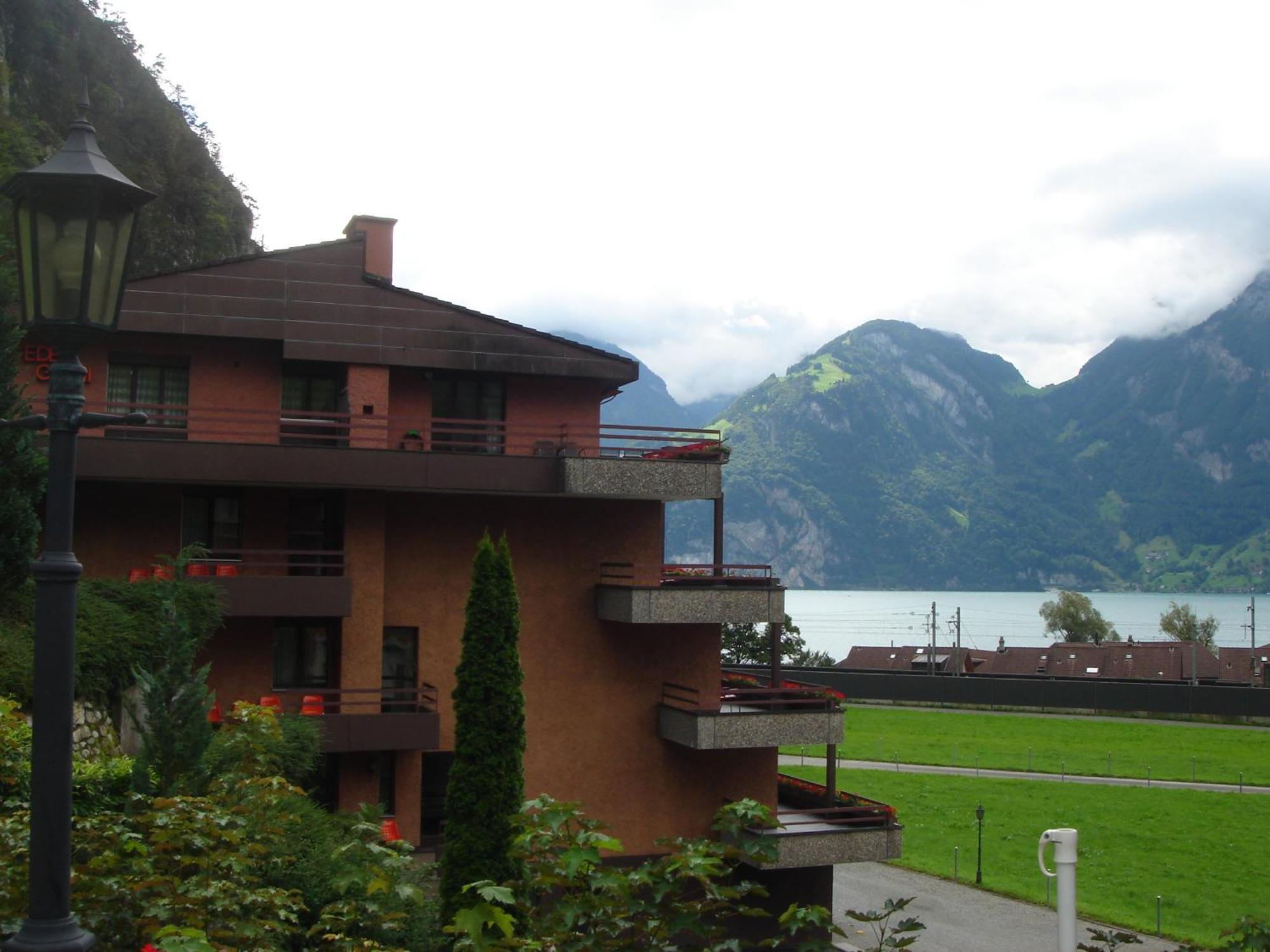 Hotel Eden Sisikon Exterior photo