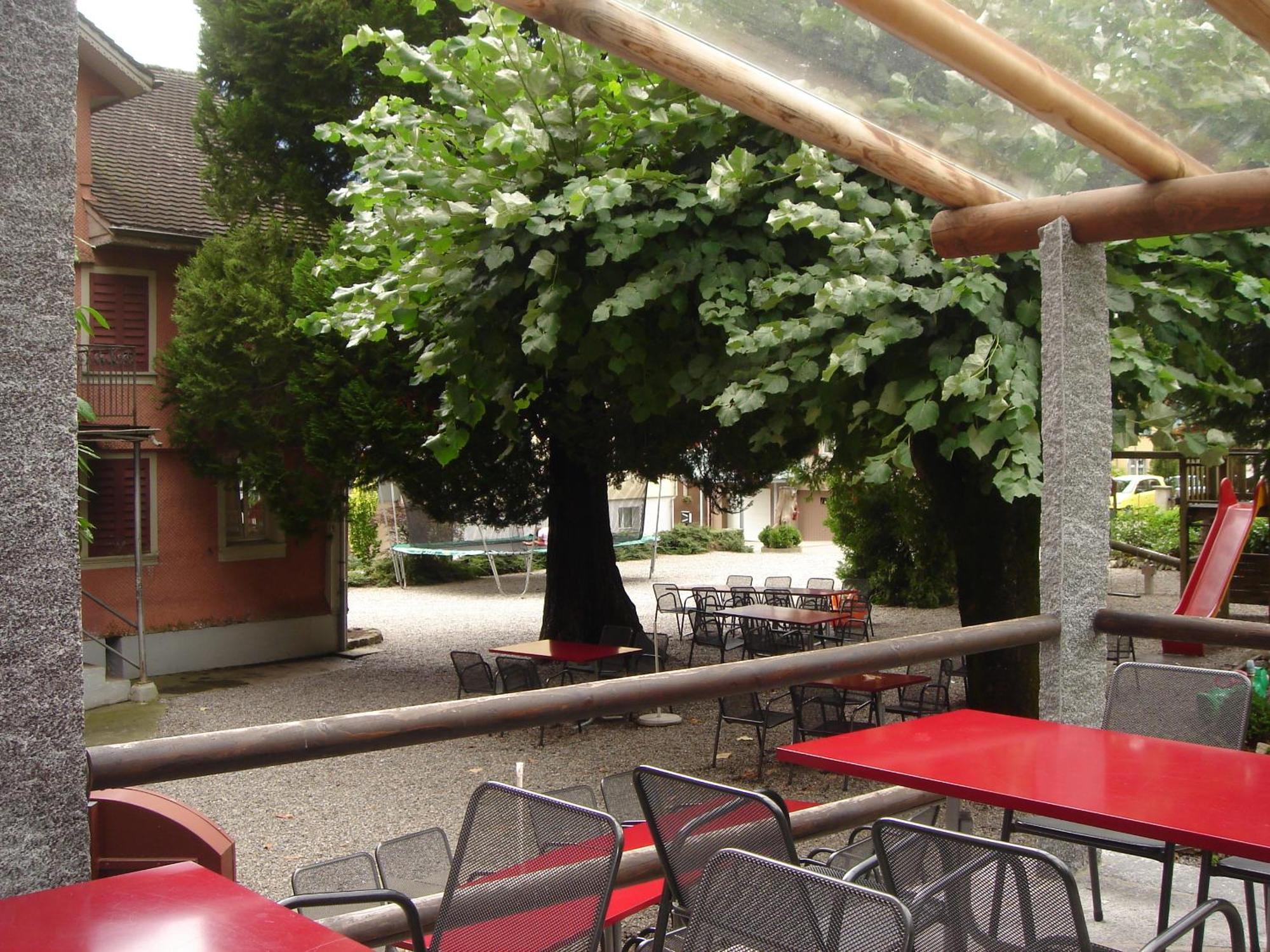 Hotel Eden Sisikon Exterior photo