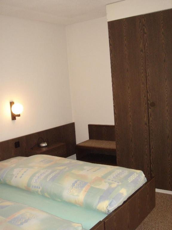 Hotel Eden Sisikon Room photo